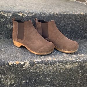 Clog ankle boots! Size 10
